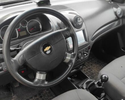 Червоний Шевроле Авео, об'ємом двигуна 1.5 л та пробігом 180 тис. км за 2300 $, фото 6 на Automoto.ua