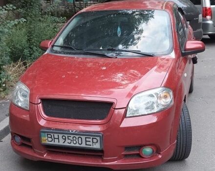 Красный Шевроле Авео, объемом двигателя 0 л и пробегом 67 тыс. км за 5000 $, фото 1 на Automoto.ua