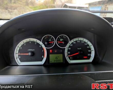 Красный Шевроле Авео, объемом двигателя 15 л и пробегом 358 тыс. км за 3000 $, фото 10 на Automoto.ua