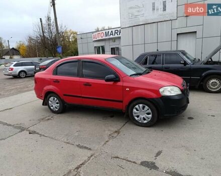 Красный Шевроле Авео, объемом двигателя 1.5 л и пробегом 400 тыс. км за 2500 $, фото 2 на Automoto.ua