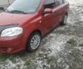 Красный Шевроле Авео, объемом двигателя 1.5 л и пробегом 152 тыс. км за 4400 $, фото 1 на Automoto.ua