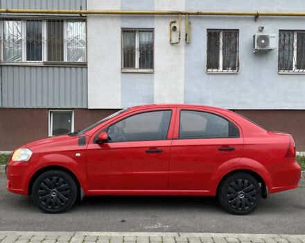 Красный Шевроле Авео, объемом двигателя 1.5 л и пробегом 160 тыс. км за 4700 $, фото 3 на Automoto.ua