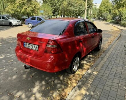 Красный Шевроле Авео, объемом двигателя 1.5 л и пробегом 215 тыс. км за 3800 $, фото 3 на Automoto.ua