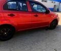 Красный Шевроле Авео, объемом двигателя 1.5 л и пробегом 400 тыс. км за 3500 $, фото 2 на Automoto.ua