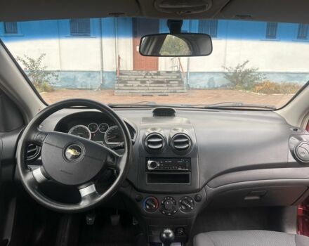 Червоний Шевроле Авео, об'ємом двигуна 1.5 л та пробігом 200 тис. км за 3500 $, фото 5 на Automoto.ua