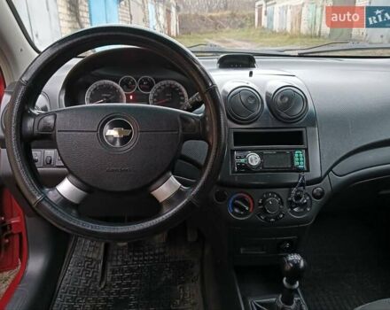Червоний Шевроле Авео, об'ємом двигуна 1.5 л та пробігом 215 тис. км за 3800 $, фото 13 на Automoto.ua