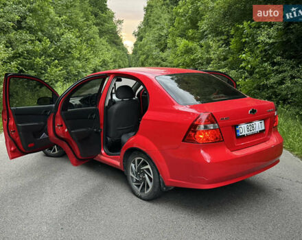 Червоний Шевроле Авео, об'ємом двигуна 1.5 л та пробігом 144 тис. км за 4700 $, фото 9 на Automoto.ua