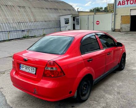 Красный Шевроле Авео, объемом двигателя 1.5 л и пробегом 530 тыс. км за 2100 $, фото 2 на Automoto.ua