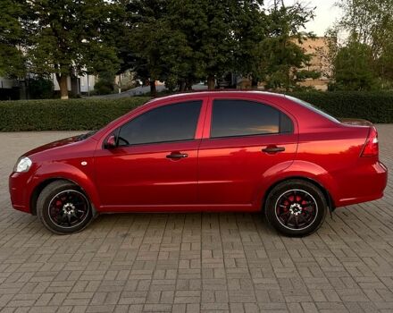 Красный Шевроле Авео, объемом двигателя 1.5 л и пробегом 201 тыс. км за 4000 $, фото 3 на Automoto.ua