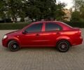Красный Шевроле Авео, объемом двигателя 1.5 л и пробегом 201 тыс. км за 4000 $, фото 3 на Automoto.ua