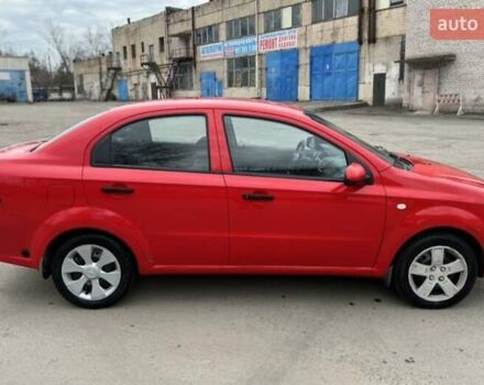 Красный Шевроле Авео, объемом двигателя 1.5 л и пробегом 380 тыс. км за 3599 $, фото 6 на Automoto.ua