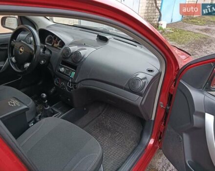 Червоний Шевроле Авео, об'ємом двигуна 1.5 л та пробігом 215 тис. км за 3800 $, фото 11 на Automoto.ua