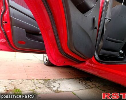 Червоний Шевроле Авео, об'ємом двигуна 1.5 л та пробігом 160 тис. км за 3800 $, фото 13 на Automoto.ua