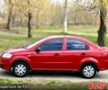 Красный Шевроле Авео, объемом двигателя 1.5 л и пробегом 270 тыс. км за 3500 $, фото 3 на Automoto.ua