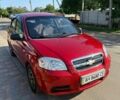 Красный Шевроле Авео, объемом двигателя 1.5 л и пробегом 172 тыс. км за 3300 $, фото 1 на Automoto.ua