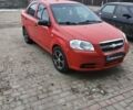Красный Шевроле Авео, объемом двигателя 1.15 л и пробегом 143 тыс. км за 3900 $, фото 1 на Automoto.ua