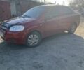 Красный Шевроле Авео, объемом двигателя 1.5 л и пробегом 250 тыс. км за 3300 $, фото 1 на Automoto.ua
