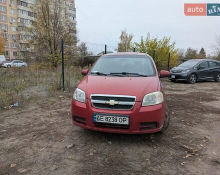 Красный Шевроле Авео, объемом двигателя 1.2 л и пробегом 220 тыс. км за 2900 $, фото 5 на Automoto.ua