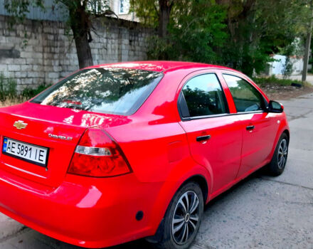 Червоний Шевроле Авео, об'ємом двигуна 1.5 л та пробігом 177 тис. км за 1950 $, фото 3 на Automoto.ua