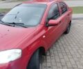 Красный Шевроле Авео, объемом двигателя 1.5 л и пробегом 425 тыс. км за 2899 $, фото 1 на Automoto.ua