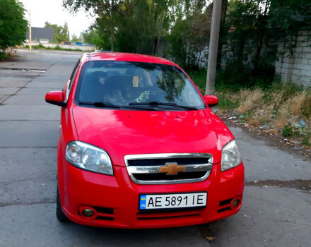 Червоний Шевроле Авео, об'ємом двигуна 1.5 л та пробігом 177 тис. км за 1950 $, фото 1 на Automoto.ua
