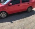 Красный Шевроле Авео, объемом двигателя 1.5 л и пробегом 180 тыс. км за 3800 $, фото 3 на Automoto.ua