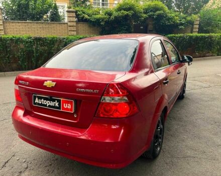 Красный Шевроле Авео, объемом двигателя 1.5 л и пробегом 205 тыс. км за 3140 $, фото 4 на Automoto.ua
