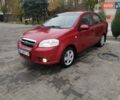 Красный Шевроле Авео, объемом двигателя 1.5 л и пробегом 160 тыс. км за 4200 $, фото 1 на Automoto.ua