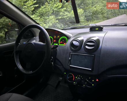 Червоний Шевроле Авео, об'ємом двигуна 1.5 л та пробігом 144 тис. км за 4700 $, фото 30 на Automoto.ua