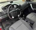 Красный Шевроле Авео, объемом двигателя 1.5 л и пробегом 152 тыс. км за 4500 $, фото 1 на Automoto.ua