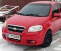 Красный Шевроле Авео, объемом двигателя 1.5 л и пробегом 145 тыс. км за 4200 $, фото 1 на Automoto.ua