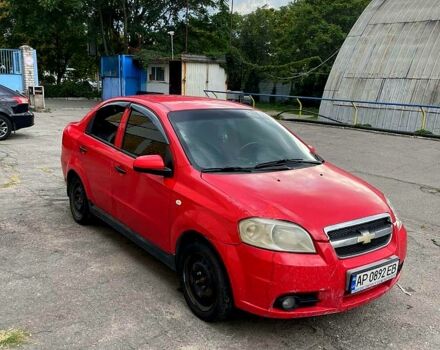 Красный Шевроле Авео, объемом двигателя 1.5 л и пробегом 530 тыс. км за 2100 $, фото 3 на Automoto.ua