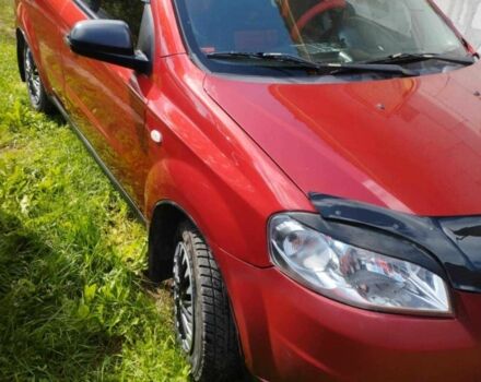 Красный Шевроле Авео, объемом двигателя 1.5 л и пробегом 300 тыс. км за 3500 $, фото 5 на Automoto.ua