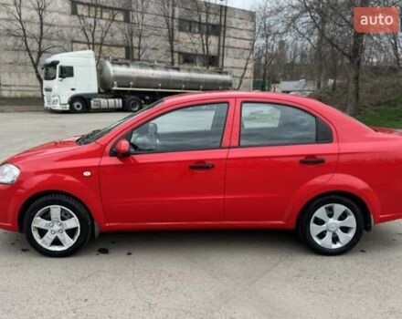 Красный Шевроле Авео, объемом двигателя 1.5 л и пробегом 380 тыс. км за 3599 $, фото 7 на Automoto.ua