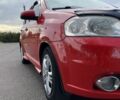 Красный Шевроле Авео, объемом двигателя 1.5 л и пробегом 155 тыс. км за 4000 $, фото 6 на Automoto.ua
