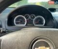 Красный Шевроле Авео, объемом двигателя 1.5 л и пробегом 294 тыс. км за 2650 $, фото 1 на Automoto.ua