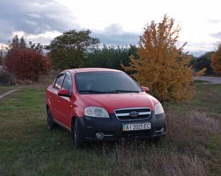 Красный Шевроле Авео, объемом двигателя 1.5 л и пробегом 320 тыс. км за 3000 $, фото 3 на Automoto.ua