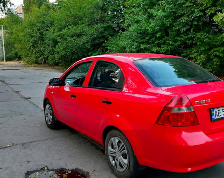 Червоний Шевроле Авео, об'ємом двигуна 1.5 л та пробігом 177 тис. км за 1950 $, фото 4 на Automoto.ua