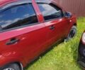Красный Шевроле Авео, объемом двигателя 1.5 л и пробегом 300 тыс. км за 3500 $, фото 3 на Automoto.ua