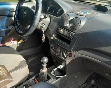 Червоний Шевроле Авео, об'ємом двигуна 1.5 л та пробігом 300 тис. км за 3000 $, фото 1 на Automoto.ua