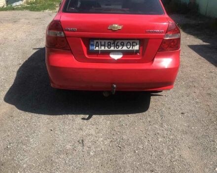Красный Шевроле Авео, объемом двигателя 1.5 л и пробегом 180 тыс. км за 3800 $, фото 4 на Automoto.ua