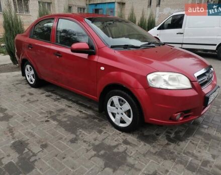 Красный Шевроле Авео, объемом двигателя 1.5 л и пробегом 160 тыс. км за 4200 $, фото 6 на Automoto.ua