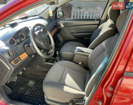 Червоний Шевроле Авео, об'ємом двигуна 1.5 л та пробігом 178 тис. км за 2999 $, фото 22 на Automoto.ua