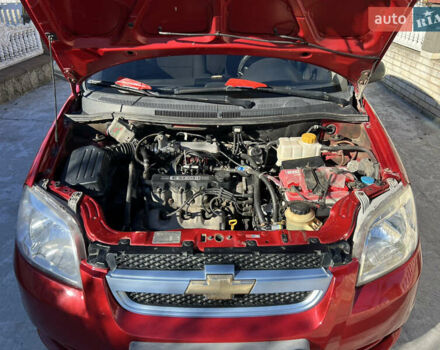 Червоний Шевроле Авео, об'ємом двигуна 1.5 л та пробігом 178 тис. км за 2999 $, фото 35 на Automoto.ua