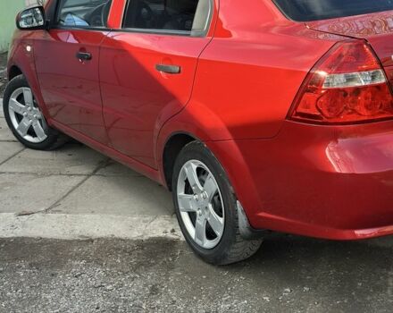 Червоний Шевроле Авео, об'ємом двигуна 1.5 л та пробігом 112 тис. км за 4200 $, фото 2 на Automoto.ua