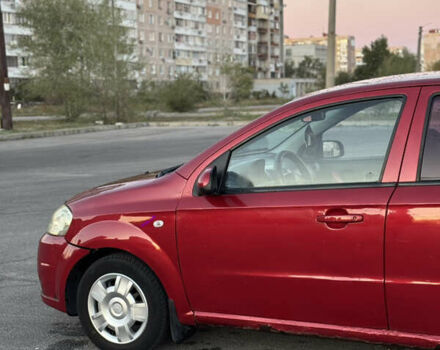 Червоний Шевроле Авео, об'ємом двигуна 1.5 л та пробігом 213 тис. км за 2600 $, фото 7 на Automoto.ua