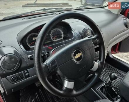 Красный Шевроле Авео, объемом двигателя 1.5 л и пробегом 34 тыс. км за 6200 $, фото 53 на Automoto.ua
