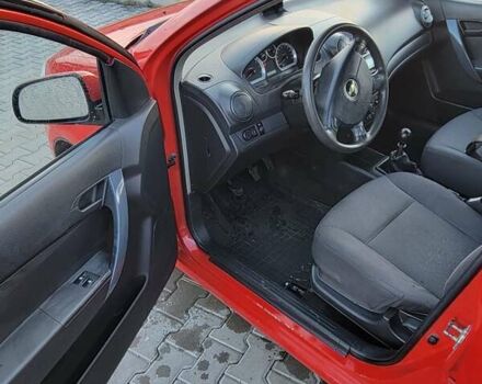 Красный Шевроле Авео, объемом двигателя 1.5 л и пробегом 151 тыс. км за 4900 $, фото 7 на Automoto.ua