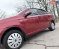 Красный Шевроле Авео, объемом двигателя 1.5 л и пробегом 288 тыс. км за 3400 $, фото 5 на Automoto.ua