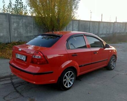 Красный Шевроле Авео, объемом двигателя 1.5 л и пробегом 65 тыс. км за 5500 $, фото 5 на Automoto.ua